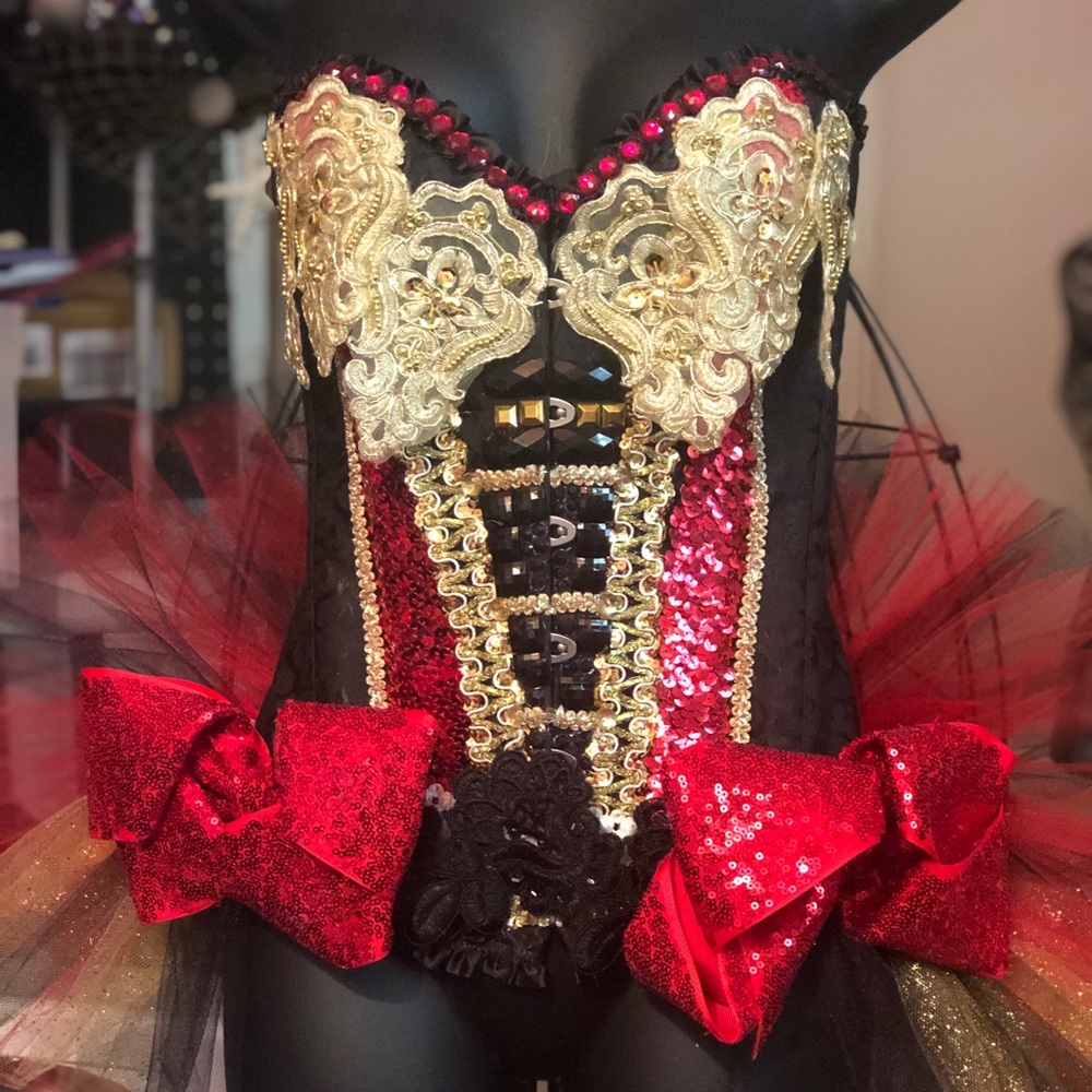 Ringleader costume